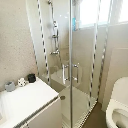 Apartamento New Lovre With Balcony Split